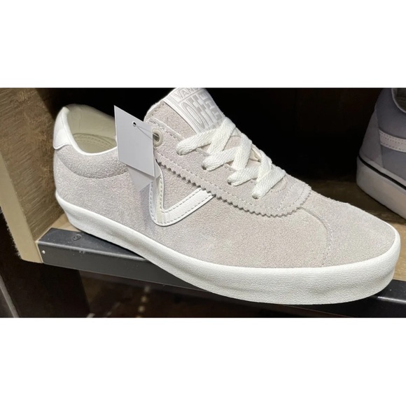 Vans Sport Low Suede Shoe FRENCH OAK/MARSHMALLOW Worn Once - Picture 2 of 10